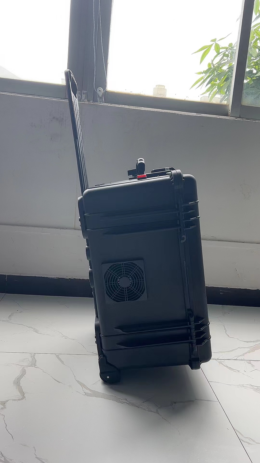 沽源手拉箱型移动通信干扰器